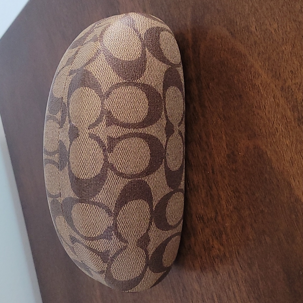 Coach eye glasses case - Picture 1 of 4